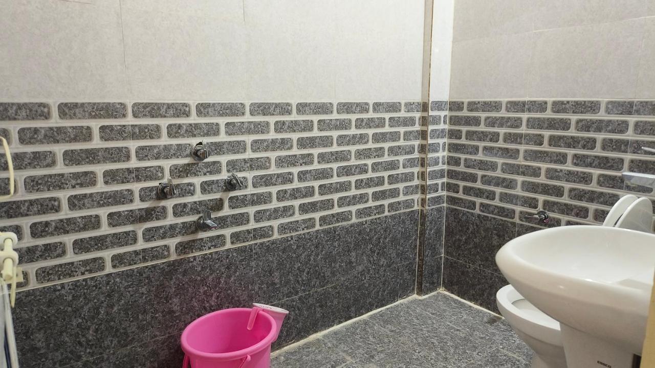 Nain Guest House Ujjain Dış mekan fotoğraf
